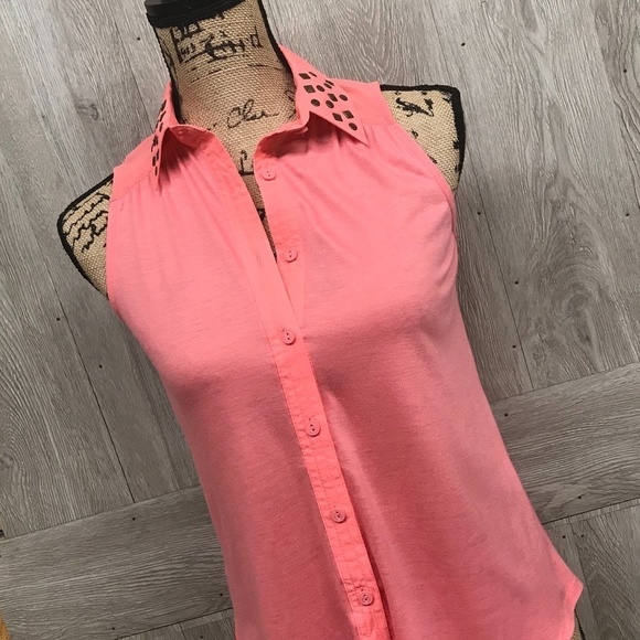 Rewind Pink Studded Collar Sleeveless Tank BB395 - Picture 5 of 7